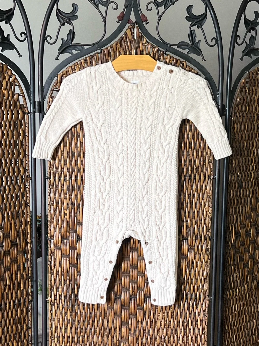 6/12M GAP Infant Knit Cotton Bodysuit